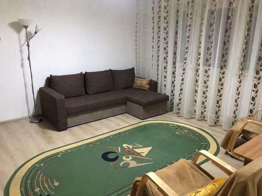 Apartament Confortabil Piteşti Kültér fotó