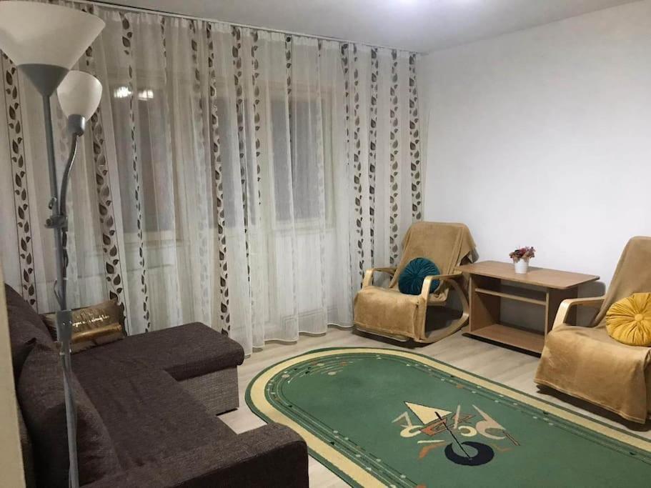Apartament Confortabil Piteşti Kültér fotó