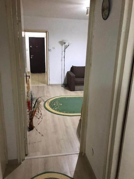 Apartament Confortabil Piteşti Kültér fotó