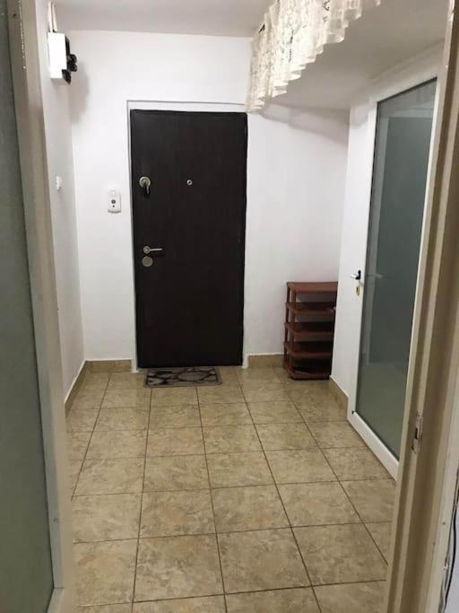 Apartament Confortabil Piteşti Kültér fotó
