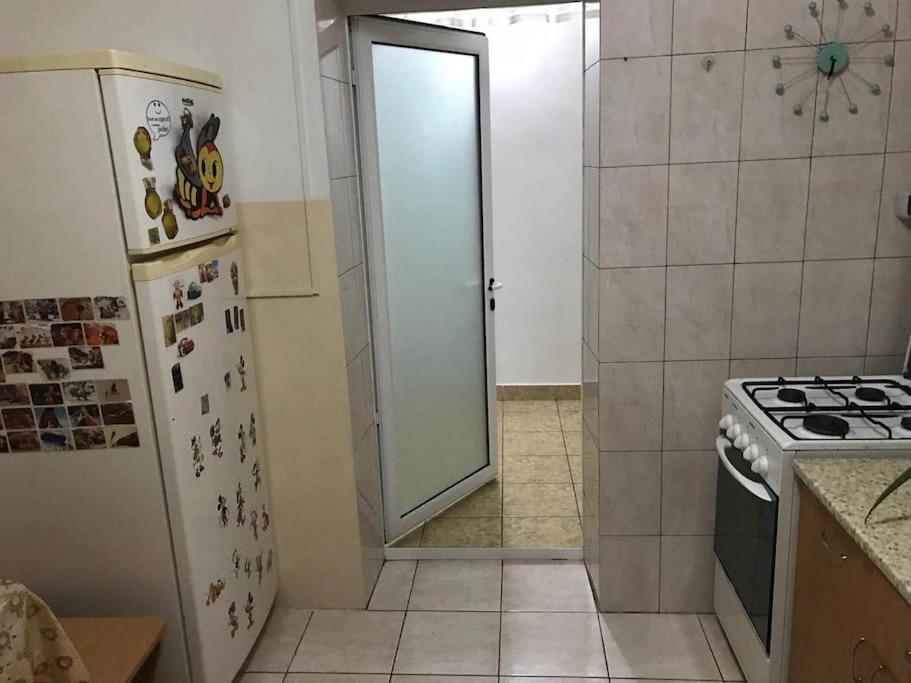 Apartament Confortabil Piteşti Kültér fotó